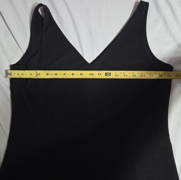 Gap Sleeveless V Neck Black Shift Dress Sz 12 - Picture 7 of 10